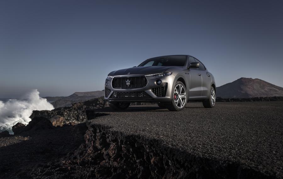  Maserati Levante GranSport Vulcano 2019 года  (фото 4 из 23)